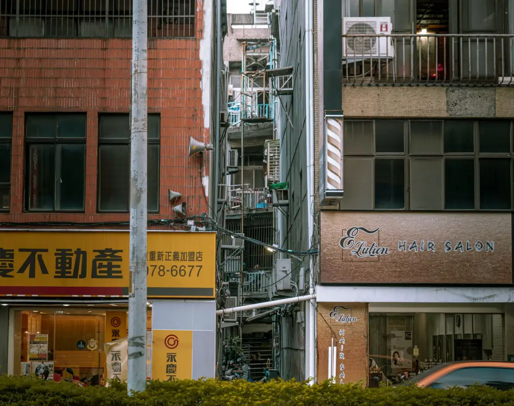 风衣产品线升级：从版型设计到供应链优化的实践方案